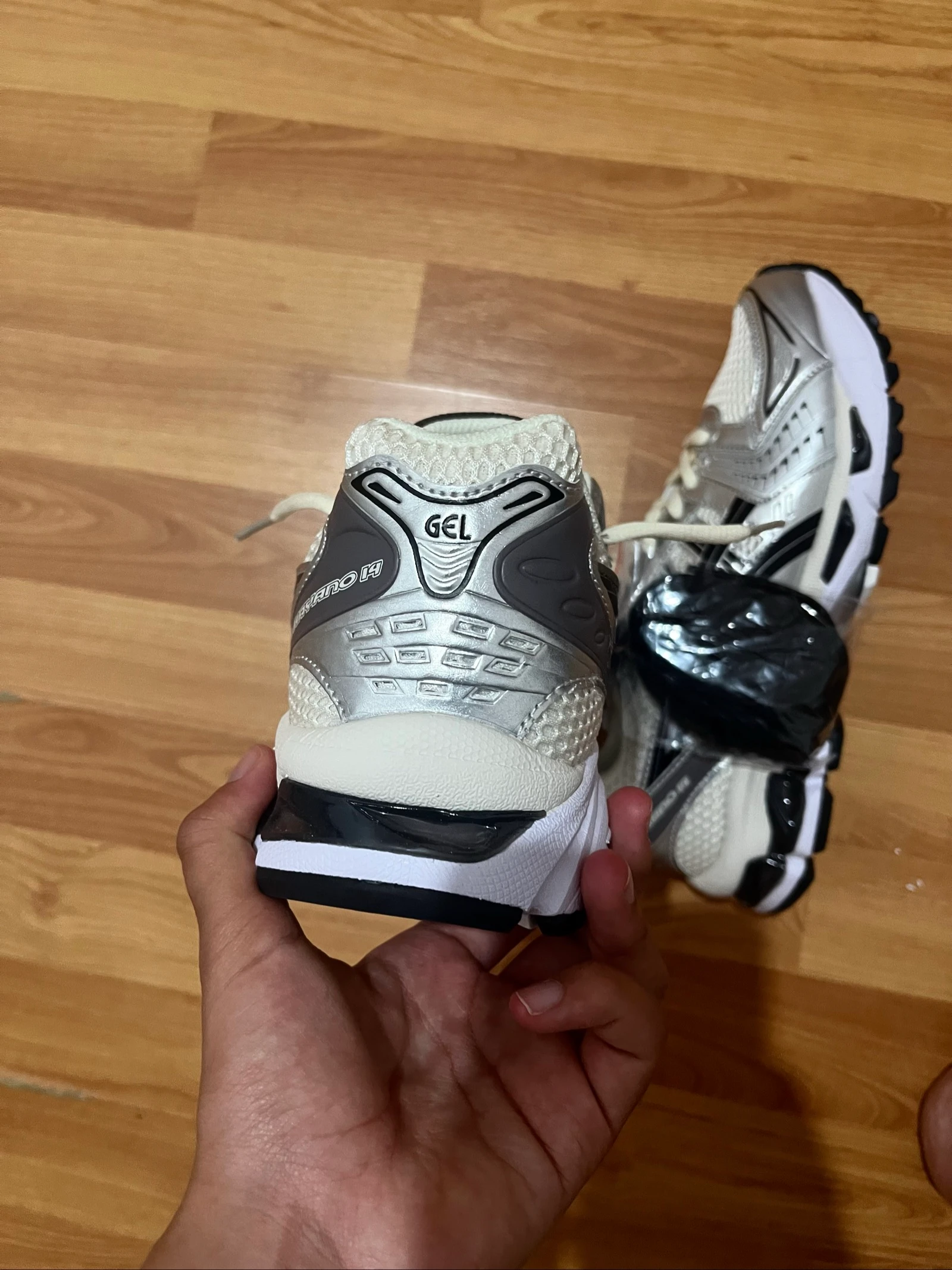 Asics kayano 14 – photo 3
